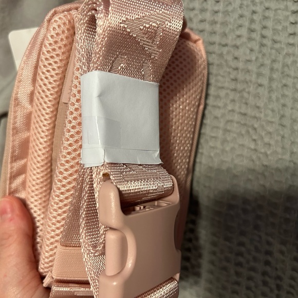 Calpak Stevyn Fanny Pack - Picture 11 of 11